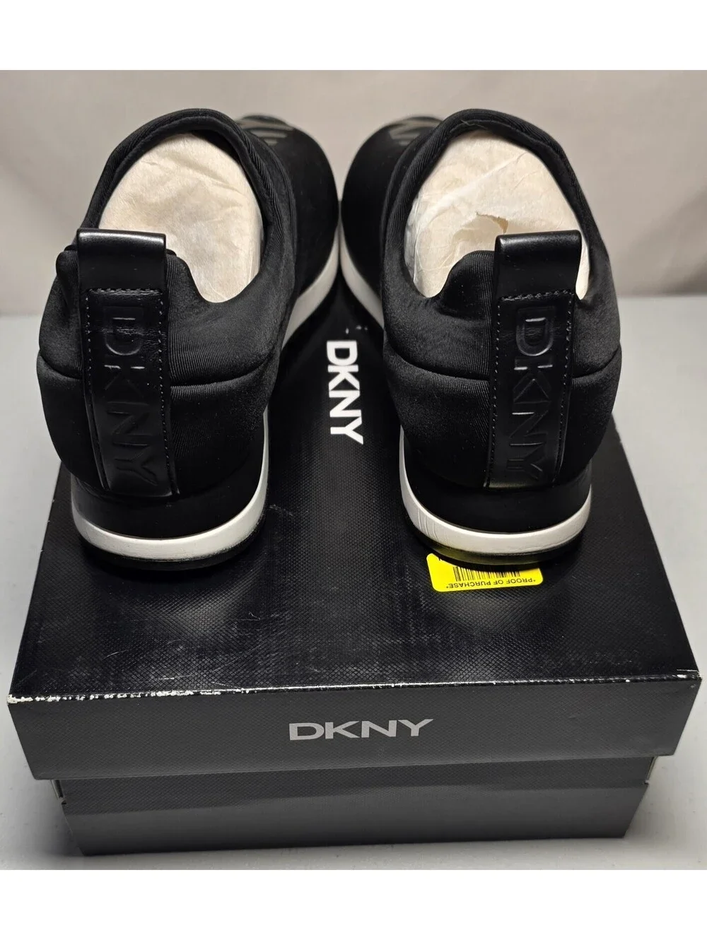 DKNY Women's Size 6.5 Jadyn Slip On Jogg Sneakers Black w/Silver 